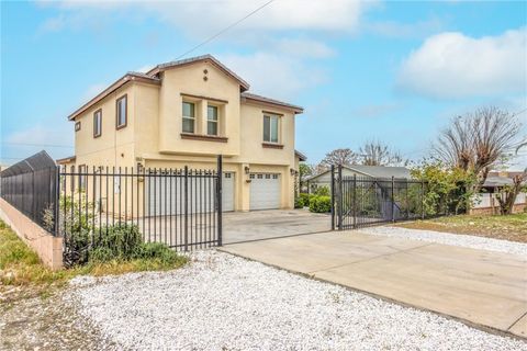 Photo of 15879 Highland Ave, Fontana, CA 92336 (MLS # CV26028207)