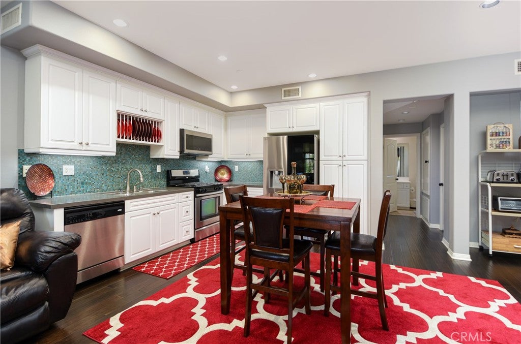3980 E Bethany 5