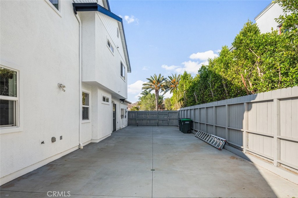 Santa Ana Heights Residential (SAHR) - Residential