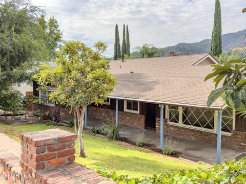 Photo of 3932 Mayfield Avenue, Glendale, CA 91214 (MLS # 226004266)