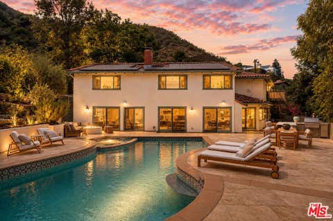 Photo of 9830 Beeson Drive, Los Angeles, CA 90210 (MLS # 26873731)