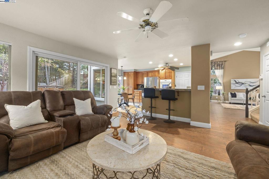 WILD HORSE - Residential