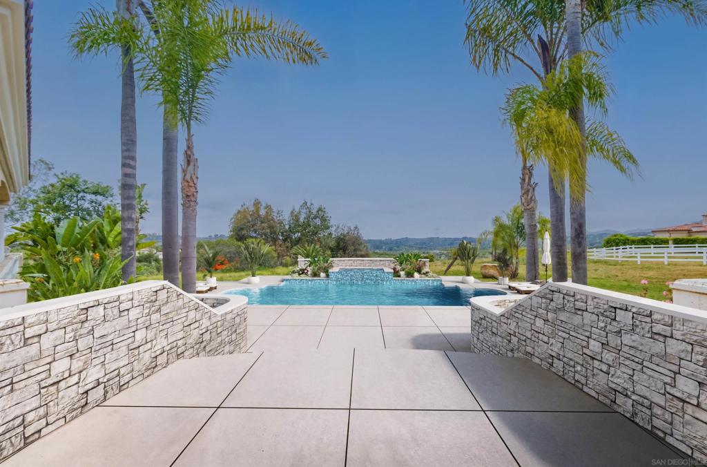 Rancho Santa Fe - Residential