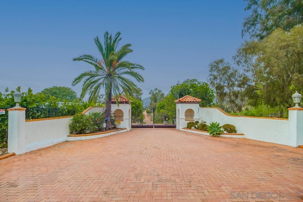 Rancho Santa Fe - Residential