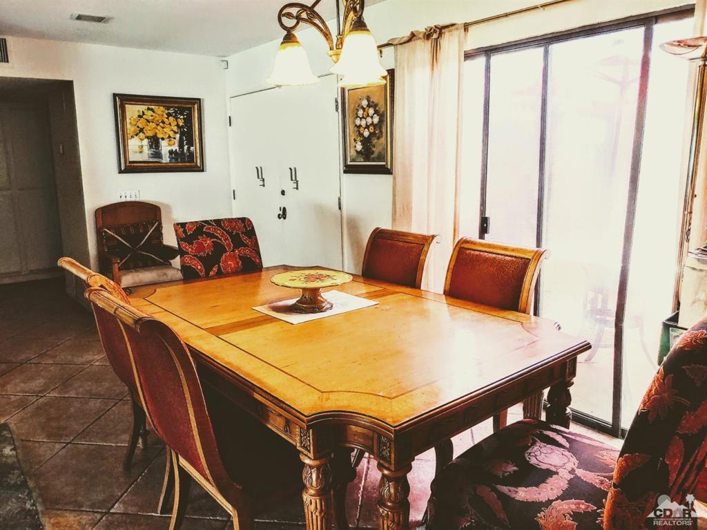 Los Cocos - Residential Lease