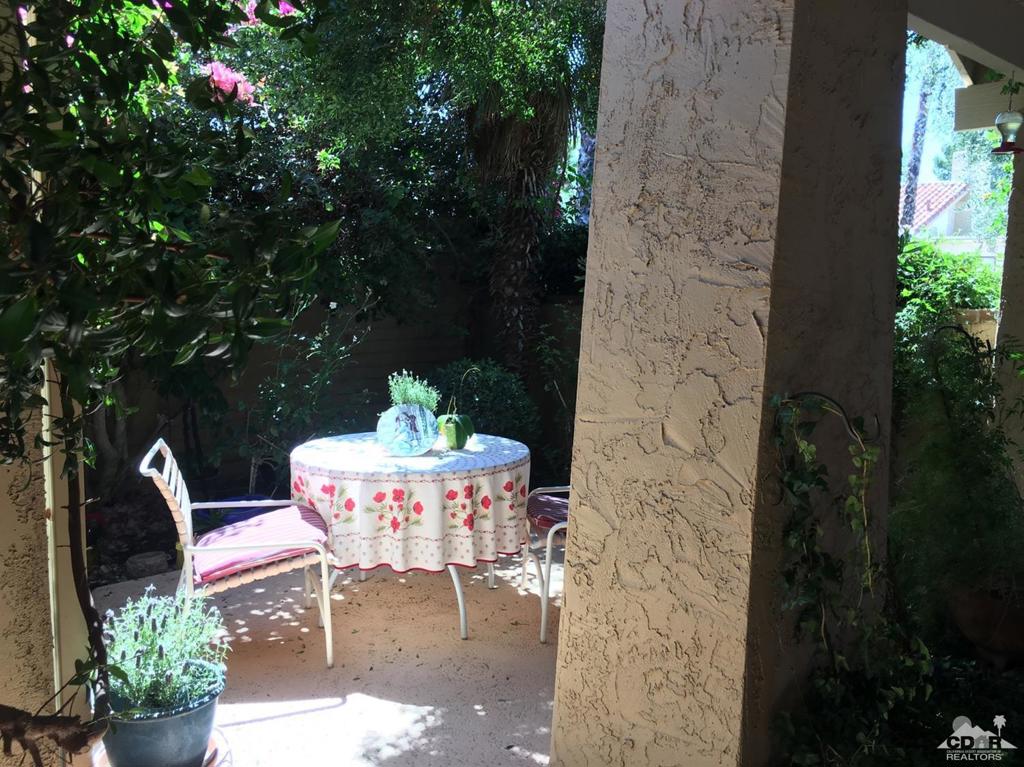 Los Cocos - Residential Lease