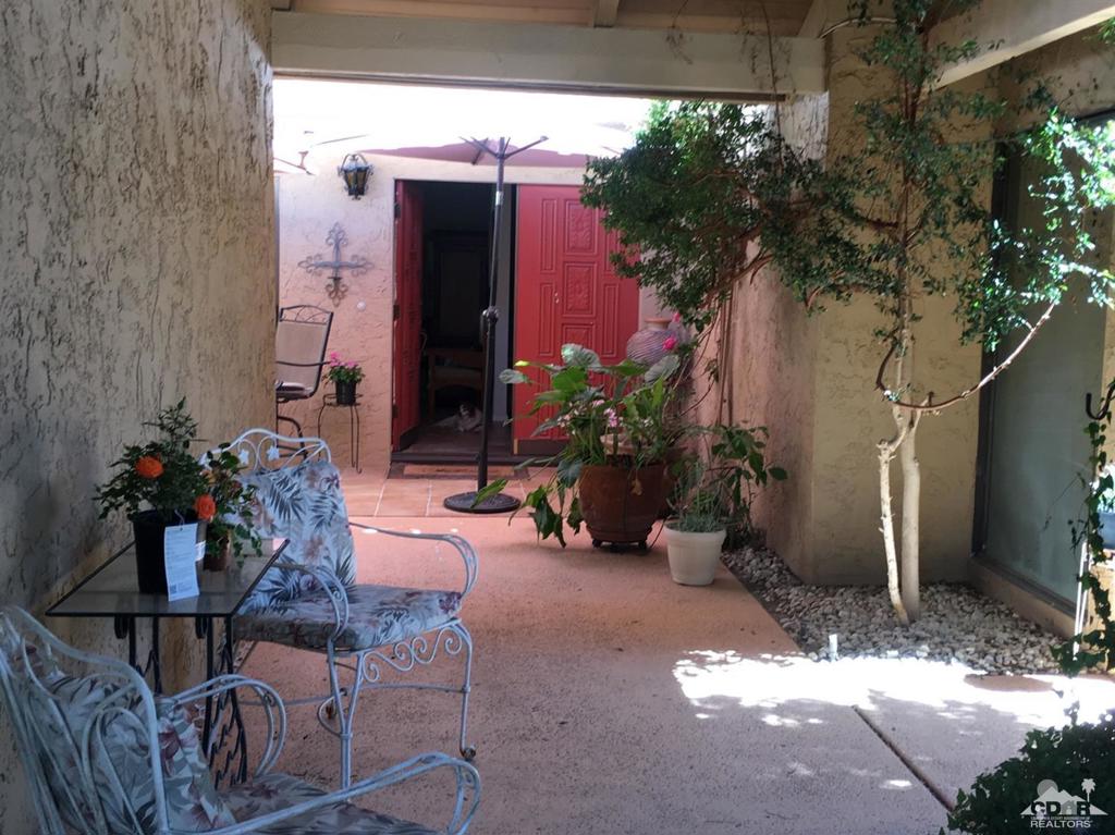 Los Cocos - Residential Lease