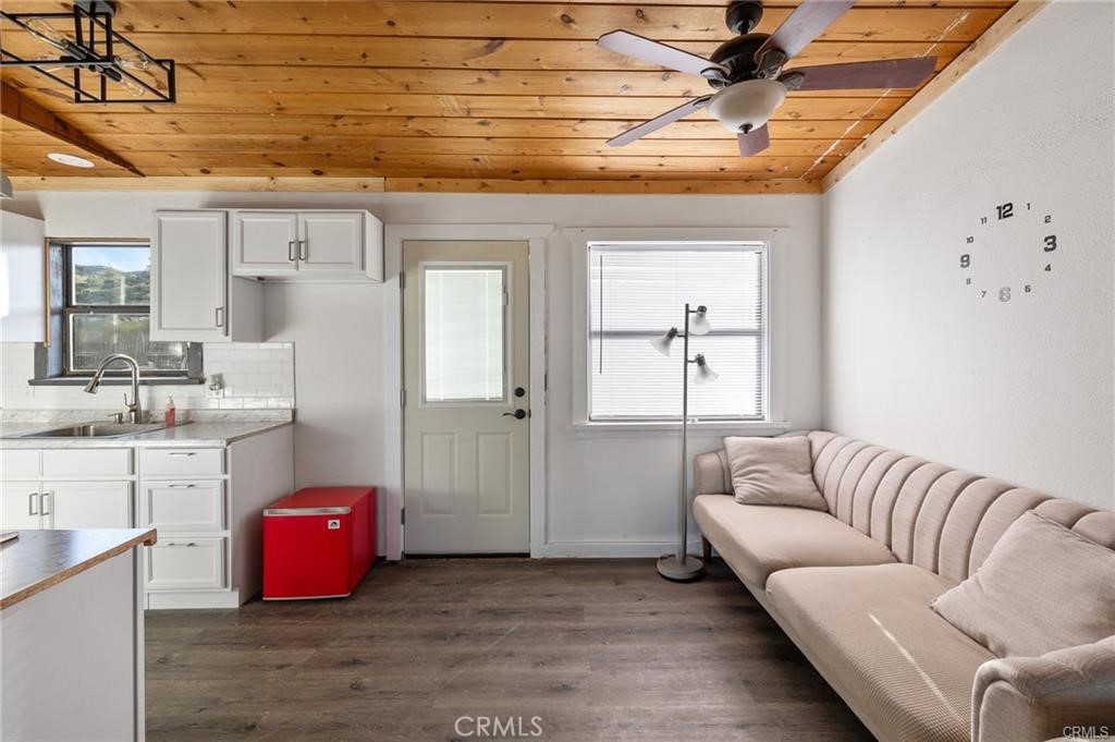 46417 Kings Canyon Road