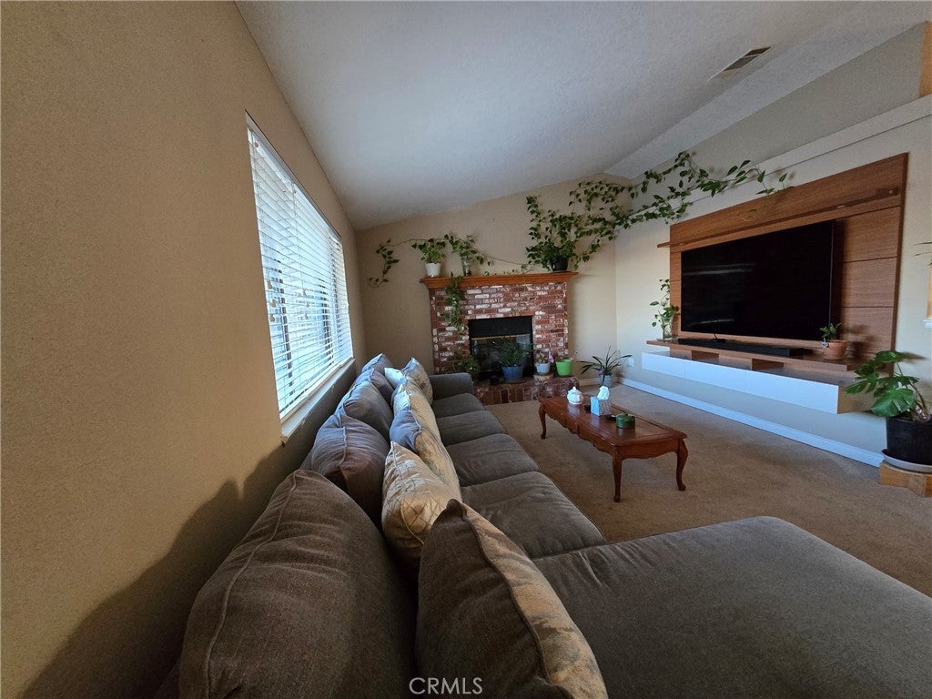 7728 Oakwood