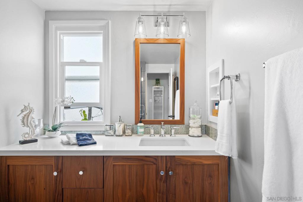 Del Mar - Residential Lease