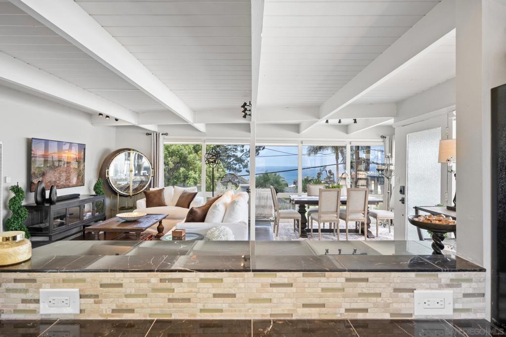 Del Mar - Residential Lease