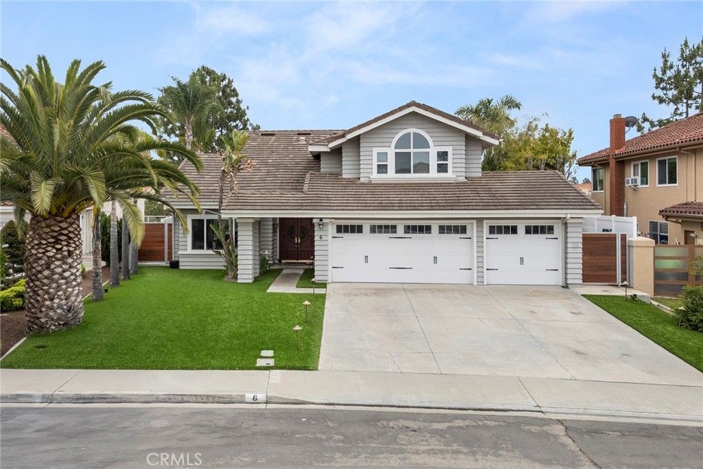 Photo of 6 Sand Pointe, Laguna Niguel, CA 92677 (MLS # PW26029826)