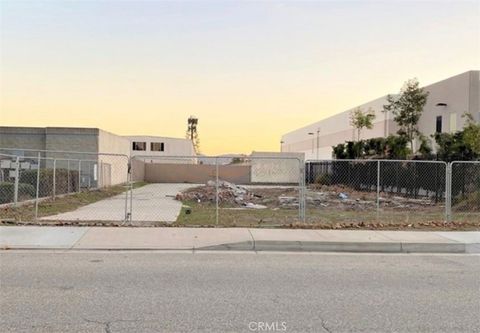 4621 Chino Chino CA 91710