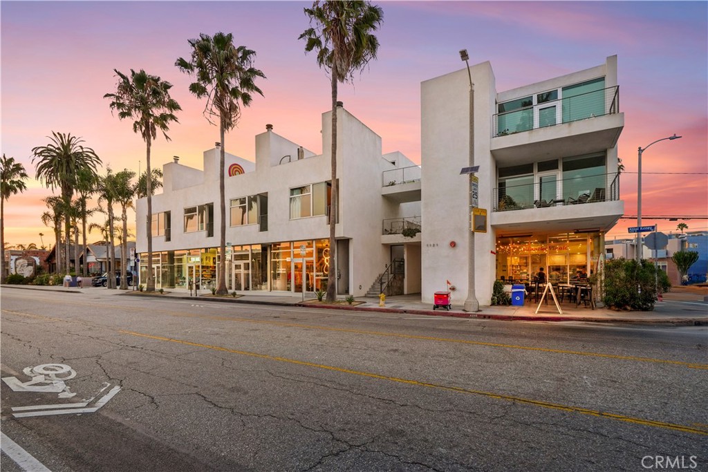 Experience unparalleled condo living on one of the most coveted streets of Los Angeles - Abbot Kinney. Immerse yourself in eclectic boutiques, a cornucopia of diverse culinary adventures, the aromatic symphony in the coffee shops and be captivated by the artistic expression all around you. This modern architectural is cohesively connected on the interior fusing intuitive navigation and visual harmony to ensure joy and inspiration. This condo exudes plentiful illumination during the daytime hours. This unit features all original fixtures, cabinetry, closets and flooring as well as all original Bosch appliances and a Sub-Zero refrigerator. This condo possesses a dedicated creative hub/office space featuring strategic placement away from the main living area to compartmentalize your day and promote endless innovation and creativity. Experience iconic Abbot Kinney from up above as the unit also features a private rooftop deck to soak in the ocean air at sunset and year-round outdoor enjoyment. Accessibility and security are guaranteed as the unit is accompanied by two dedicated parking spaces and secure gated entry. Elevated design, a lifestyle of unmatched aesthetic mixed with coastal chic vibes. It does not get better than this.