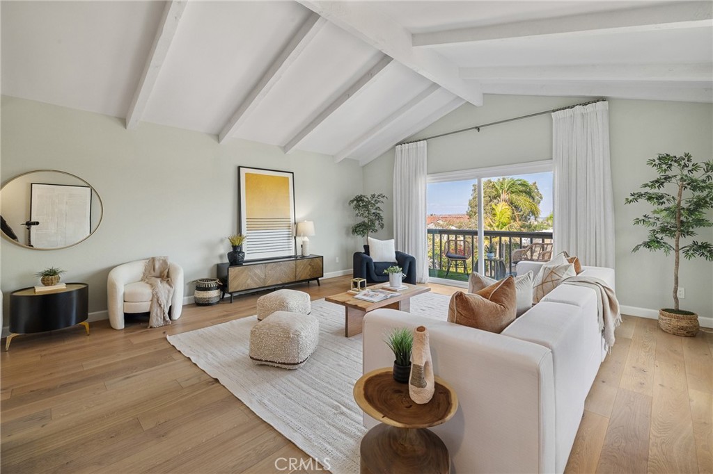 1141 Stanford Avenue