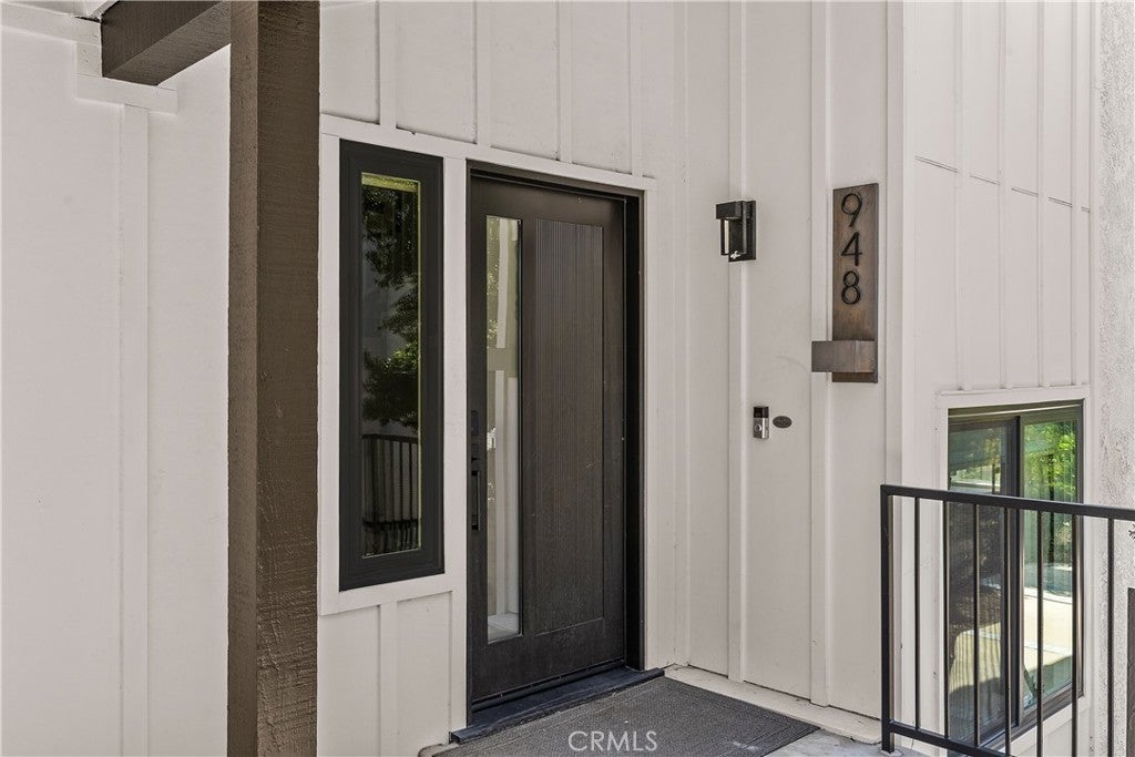 948 Malibu Canyon
