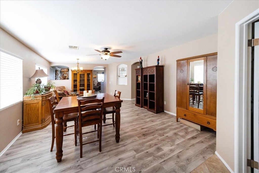 26838 Mountain Glen