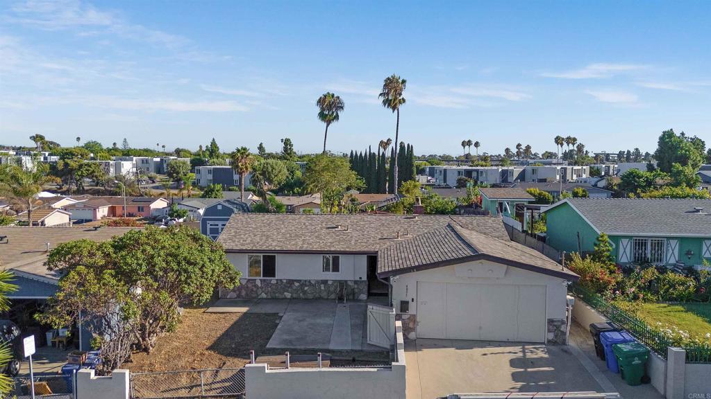Great starter home with lots of potential! Great bones but needs some cosmetic work. Good sized lot with potential for multiple uses. Cozy and quaint Lincoln Park home in walking distance to Porter Elementary and Lincoln High School. Buyer to verify all before close of escrow.