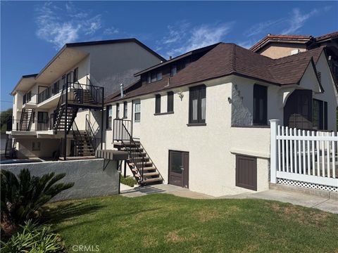 Photo of 437 Richmond Street #4, El Segundo, CA 90245 (MLS # SB25232434)