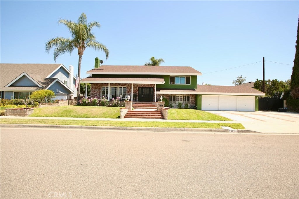 1893 N Fern Street