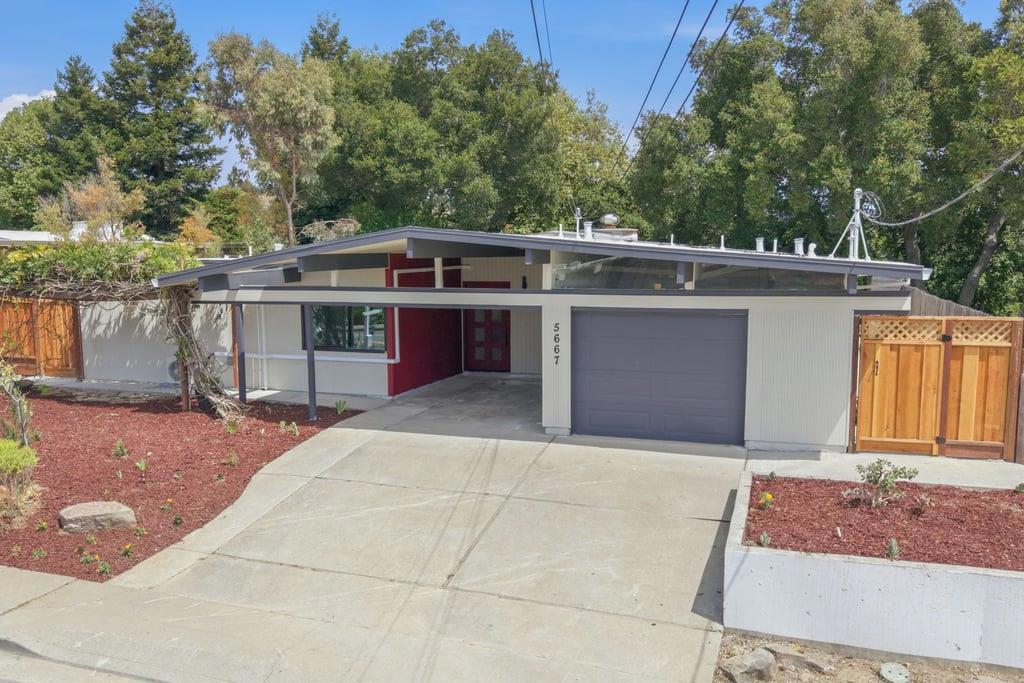5667 Greenridge Road
