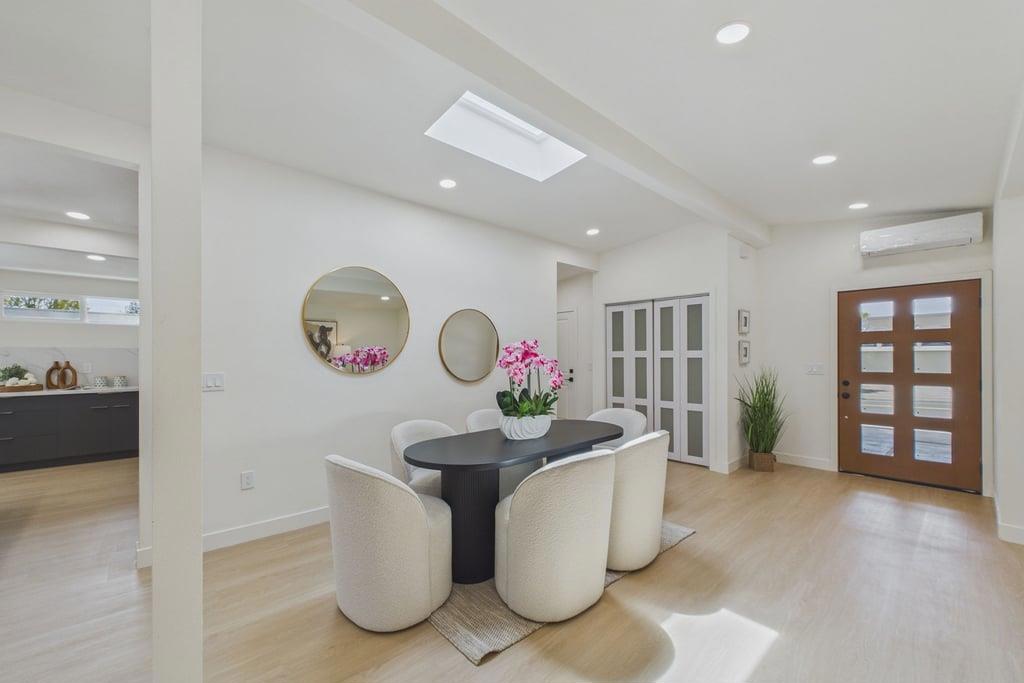 5667 Greenridge Road