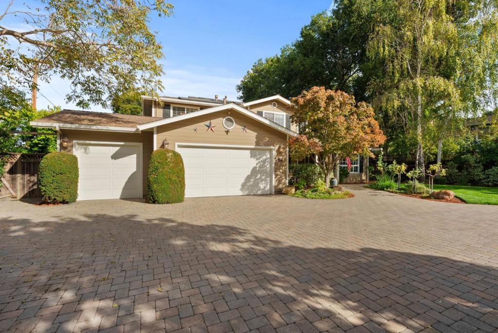 1335 Grant Road