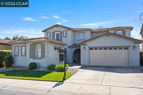 Photo of 5627 Arcadia Cir Cir, Discovery Bay, CA 94505 (MLS # 41122410)