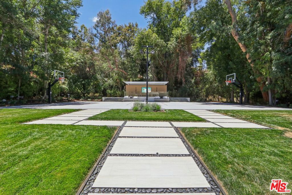 Properties 2 4261 Temma Court