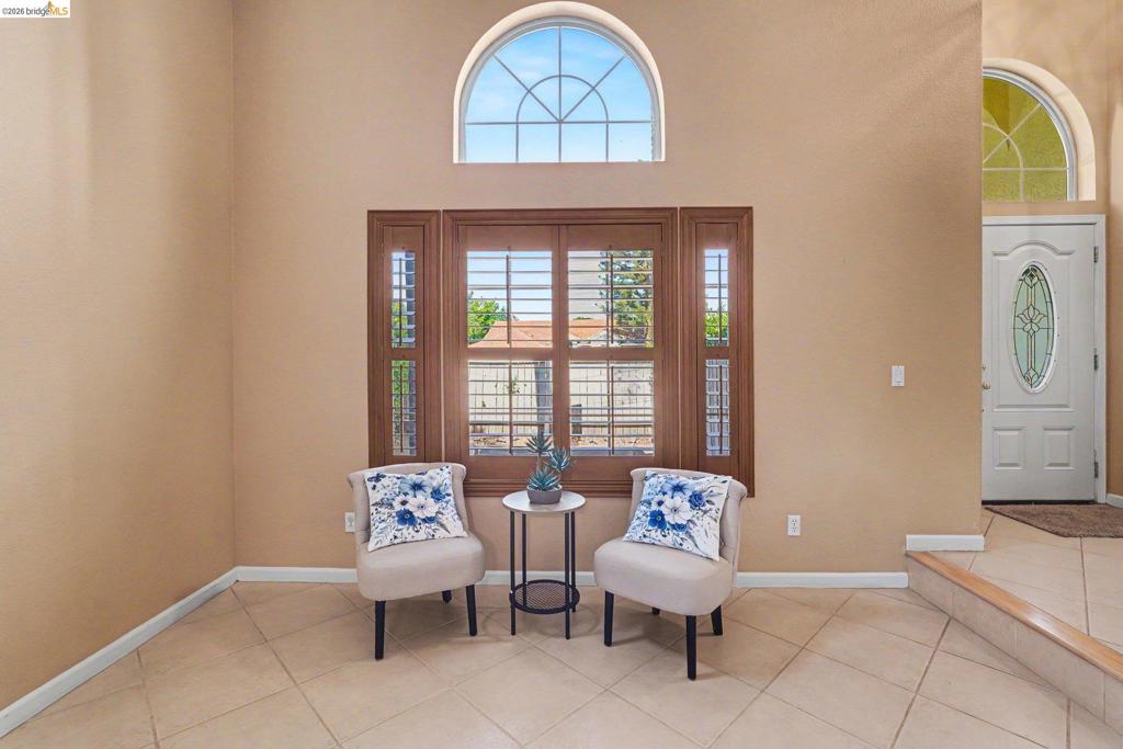 1264 Ocean Ct