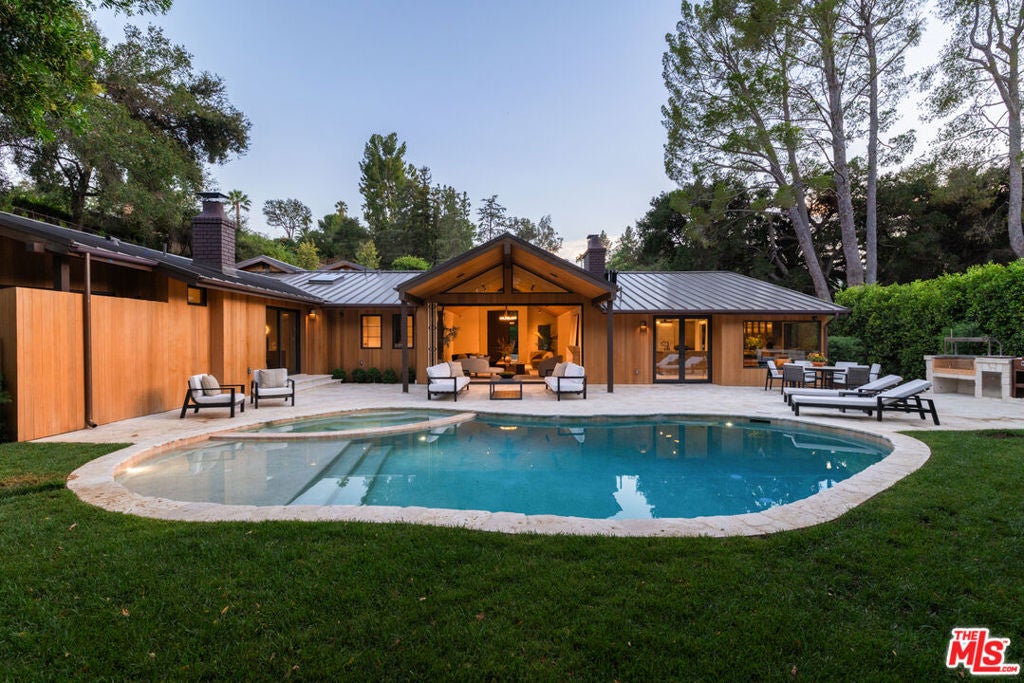 4146 High Valley Road