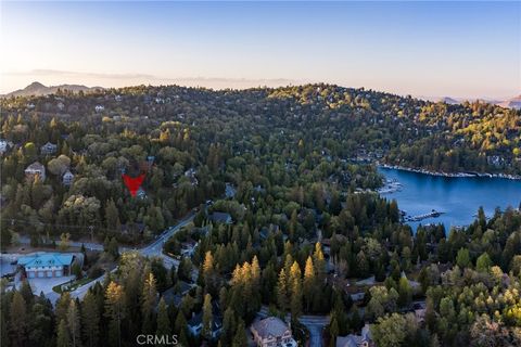 Photo of 27488 North Bay Road, Lake Arrowhead, CA 92352 (MLS # CV26093713)