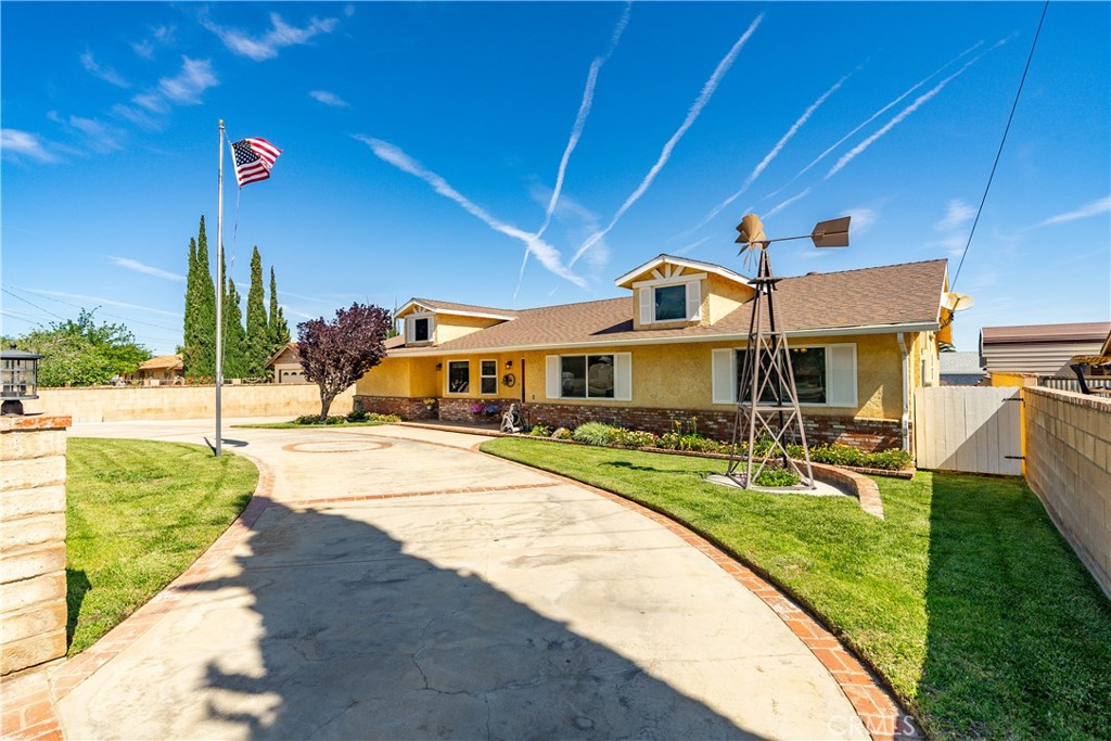 5215 Columbia Way