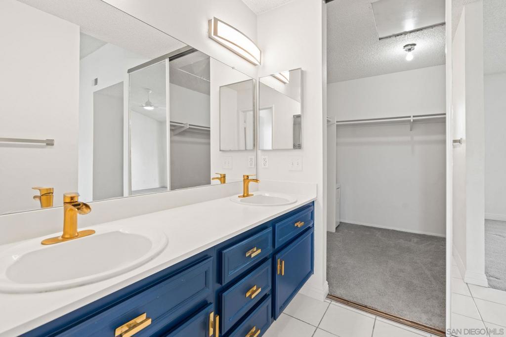 Paradise Hills - Residential