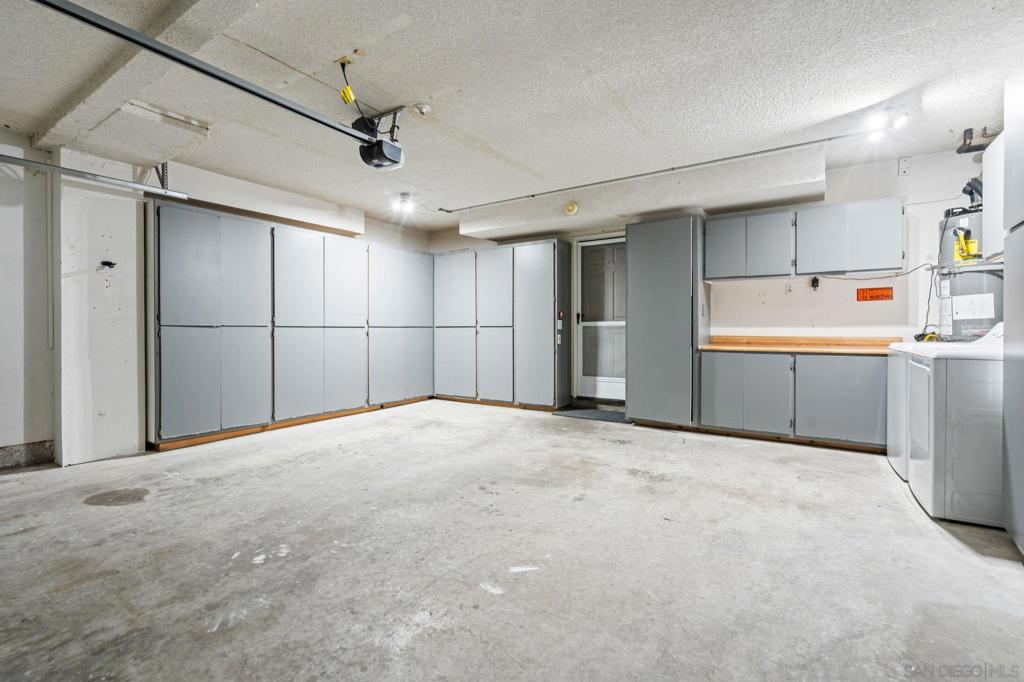 Paradise Hills - Residential