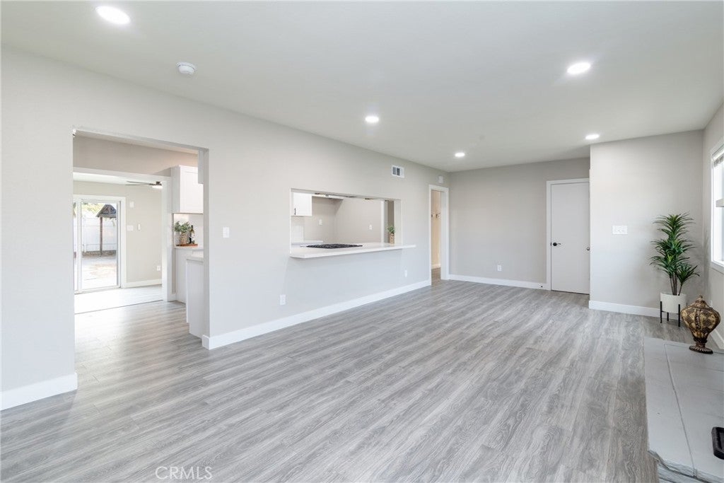 12205 Deerwood