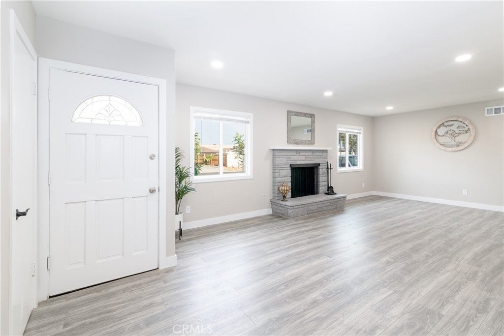 12205 Deerwood