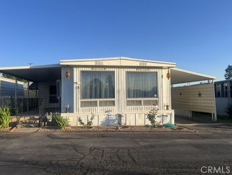 Photo of 34480 County Line Road RD #126, Yucaipa, CA 92399 (MLS # IG26100329)