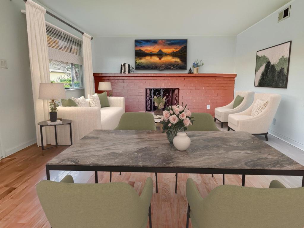 266 Tradewinds Court 1