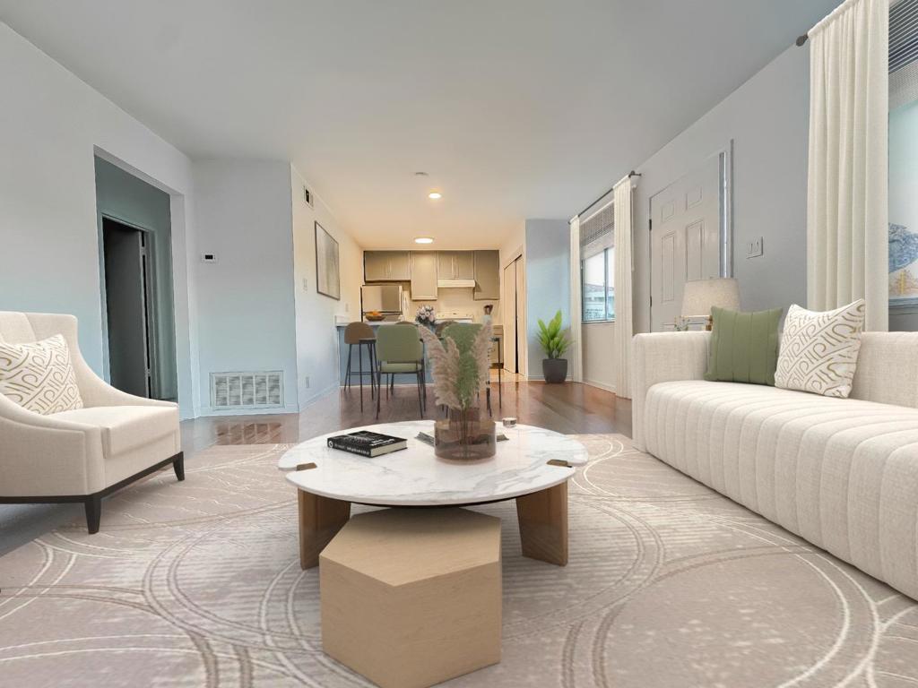 266 Tradewinds Court 1