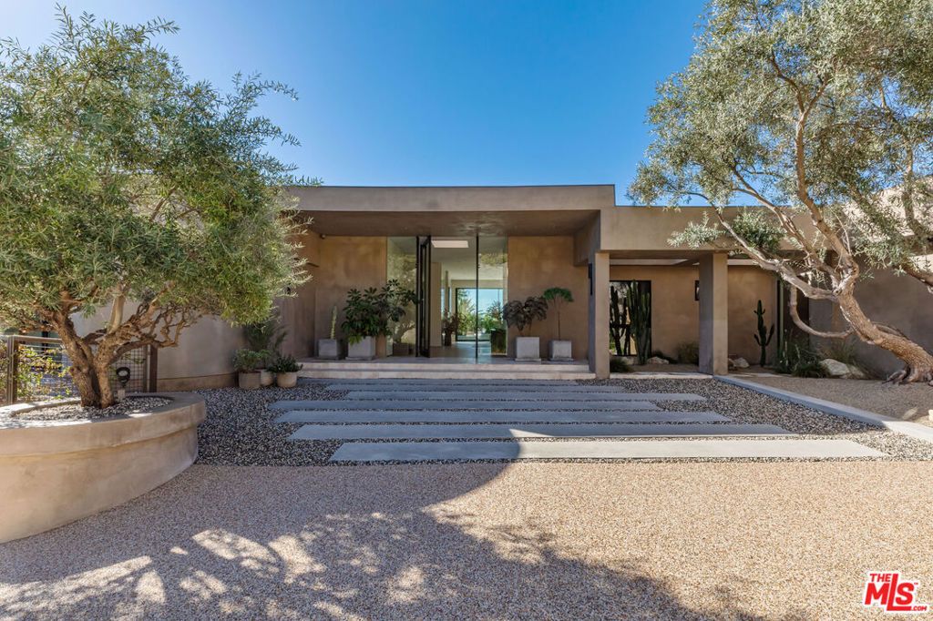 Photo of 1705 Carla Rdg, Beverly Hills, CA 90210 (MLS # 25614983)