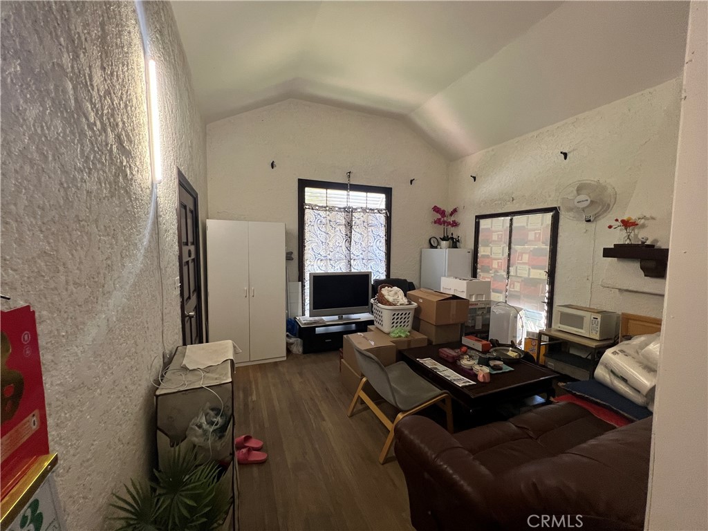 400 N Valencia Street