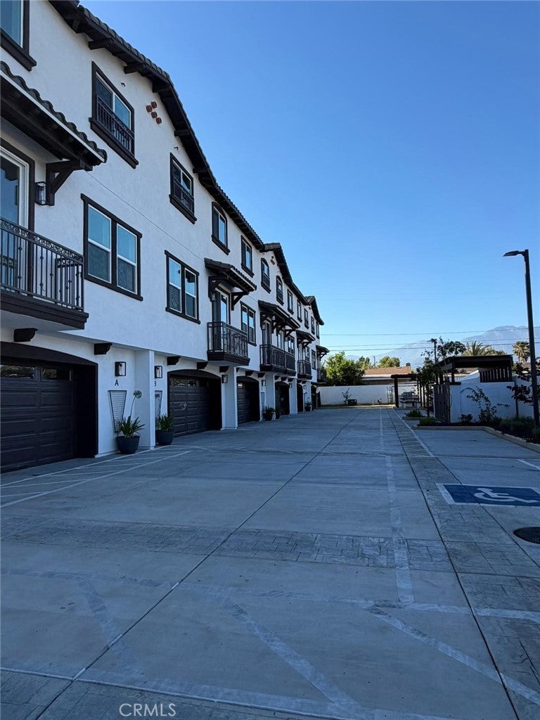 1444 W Stoneridge Court
