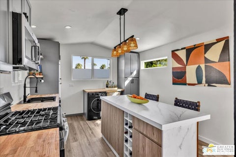 Photo of 351 Tomahawk Street, Palm Springs, CA 92264 (MLS # 26995601PS)