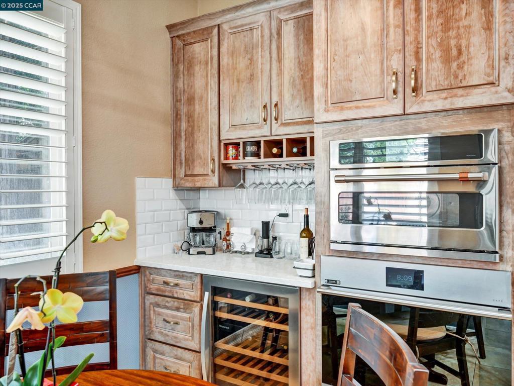 GENTRY MEADOWLAN - Residential