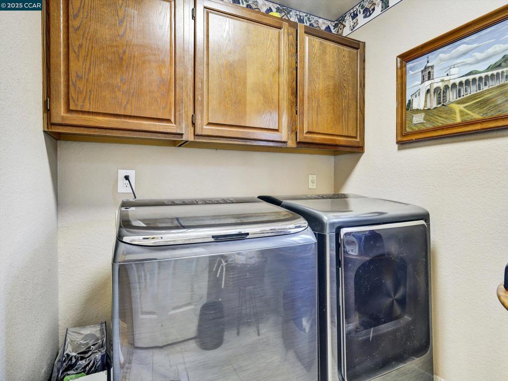 GENTRY MEADOWLAN - Residential