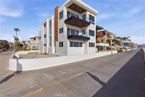 Photo of 740 The Strand, Hermosa Beach, CA 90254 (MLS # PV26173725)