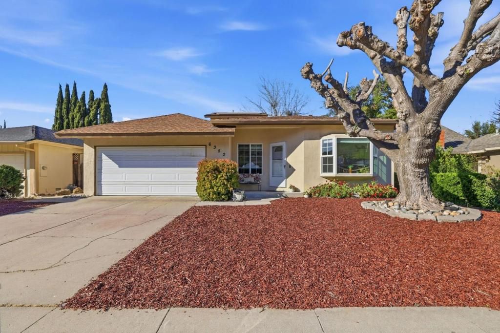 Photo of 6352 Mayo Drive, San Jose, CA 95123 (MLS # ML82039169)