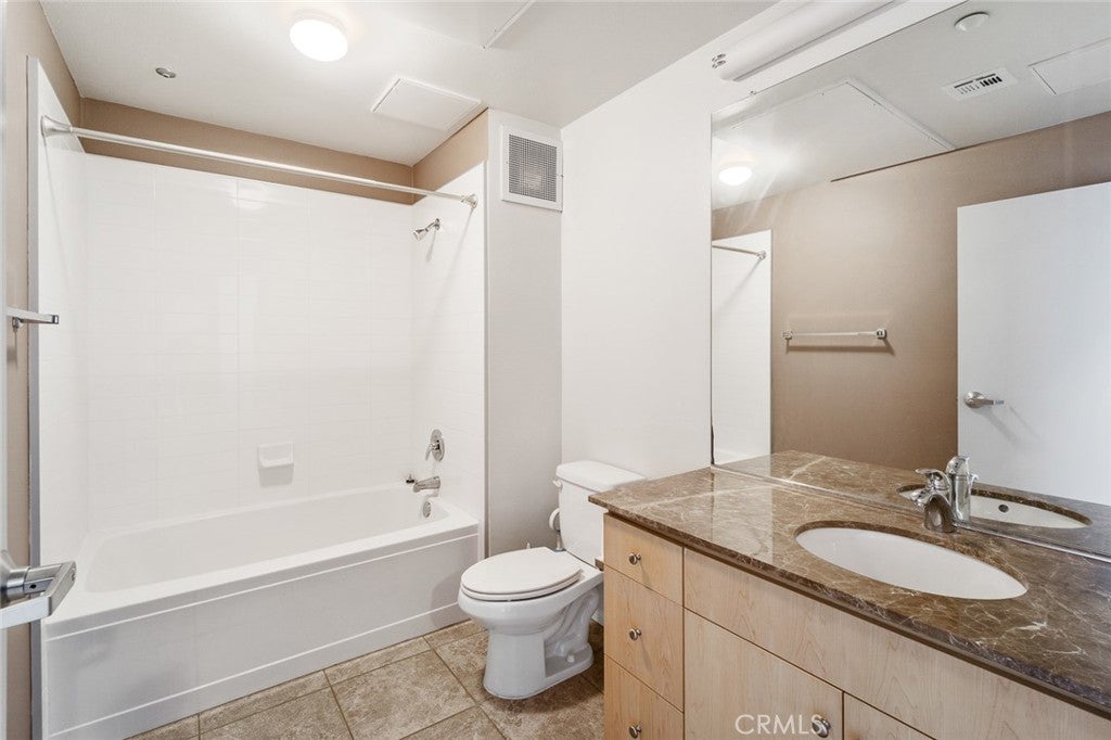 435 W Center Street