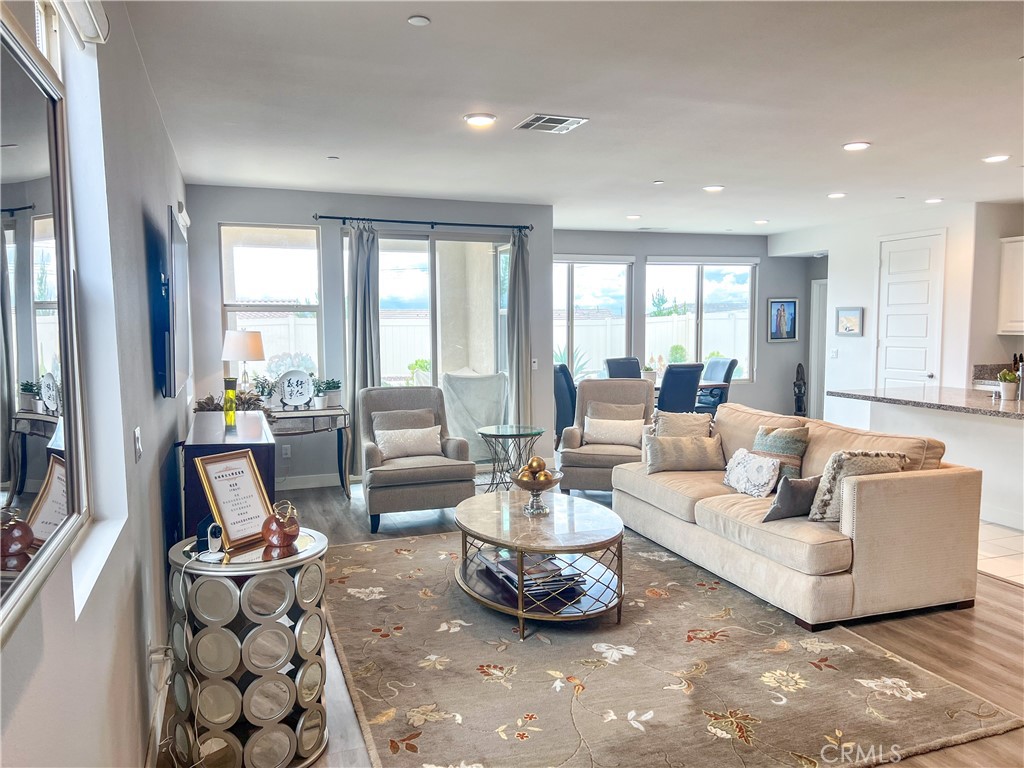 1609 Trailview Dr.